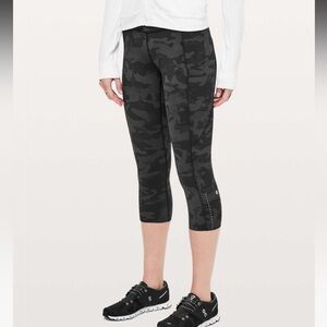 Lululemon Fast & Free Crop II *Nulux 19" Camo